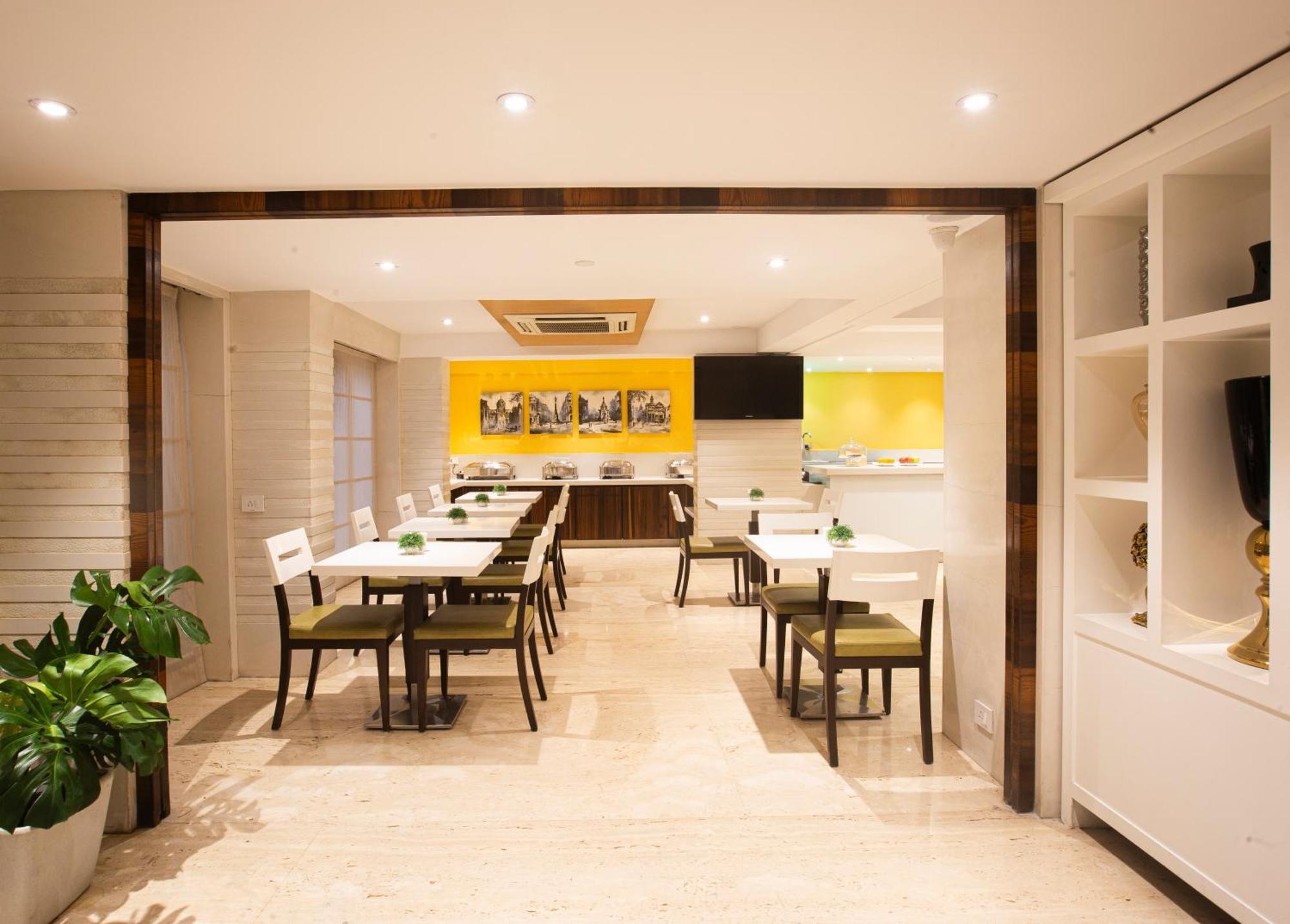 Hotel Bawa Continental — Photos 1